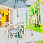 Superior Budget Room With Swimming Pool Air Conditioning And Parking