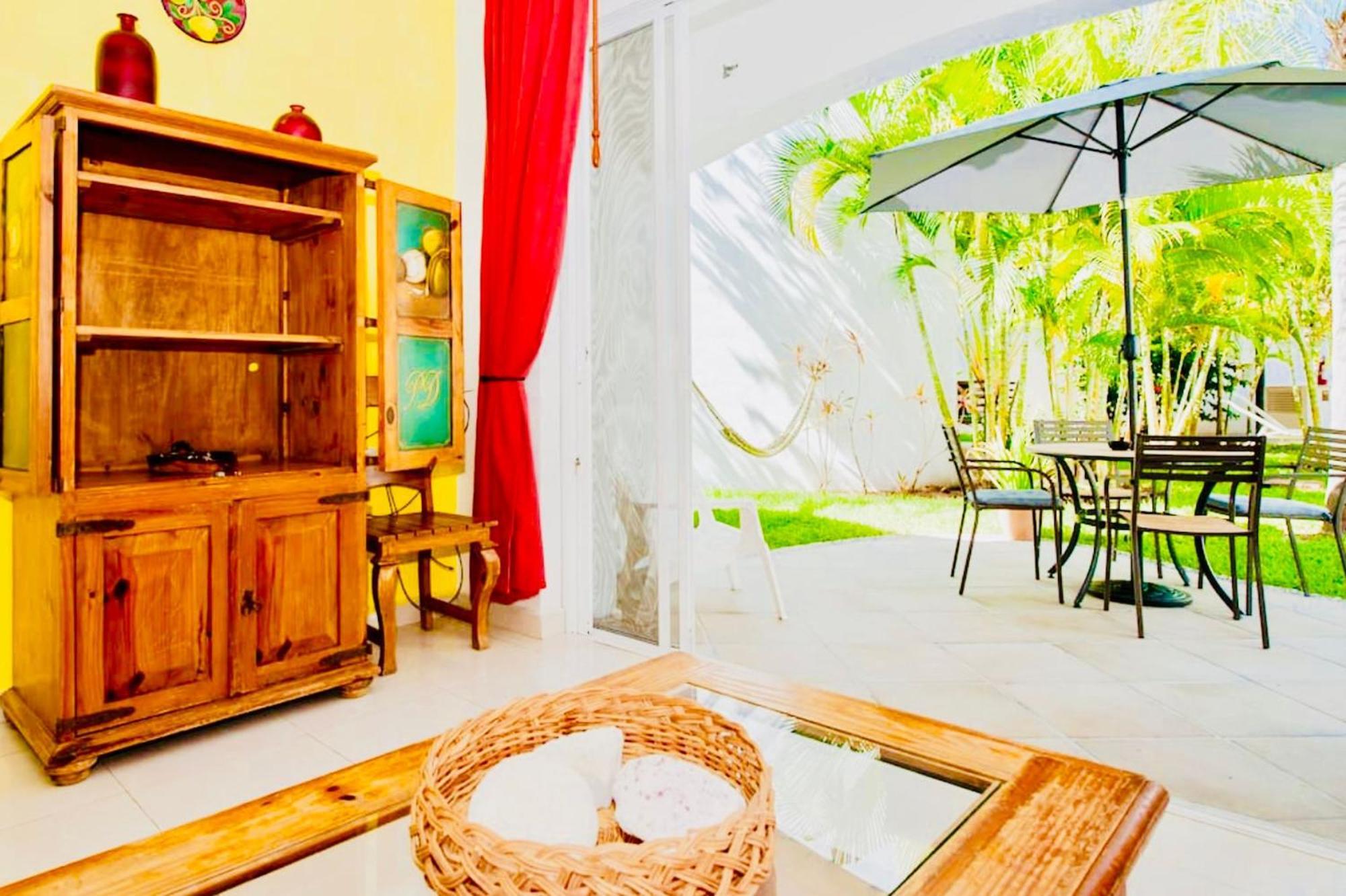 Pensión Superior Budget With Swimming Pool Air Conditioning And Parking *